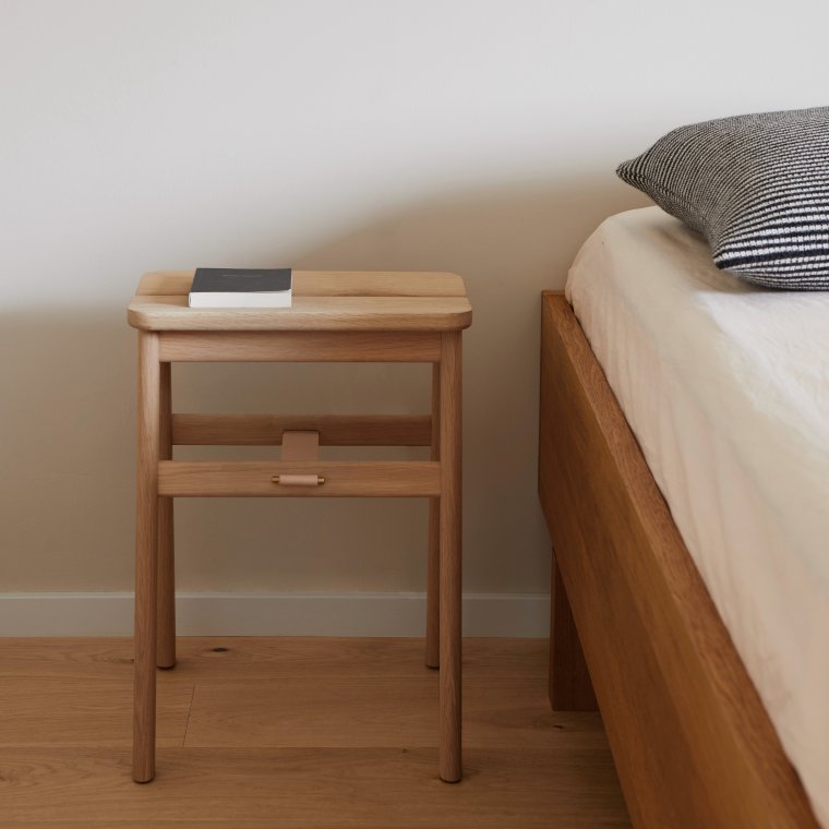 Angle foldbar skammel