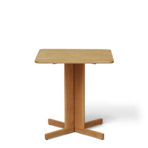 Trefoil kvadratisk spisebord