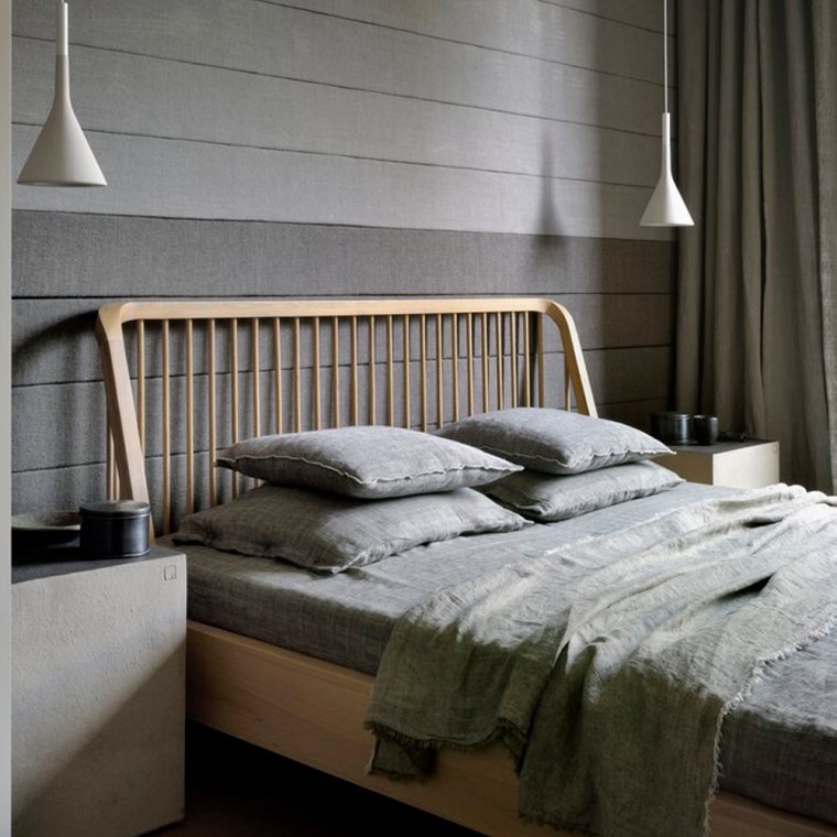 Oak Spindle sengstel