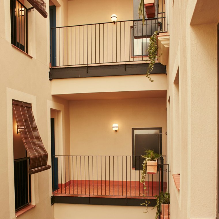 Wally Vglampe - Mat Sort 